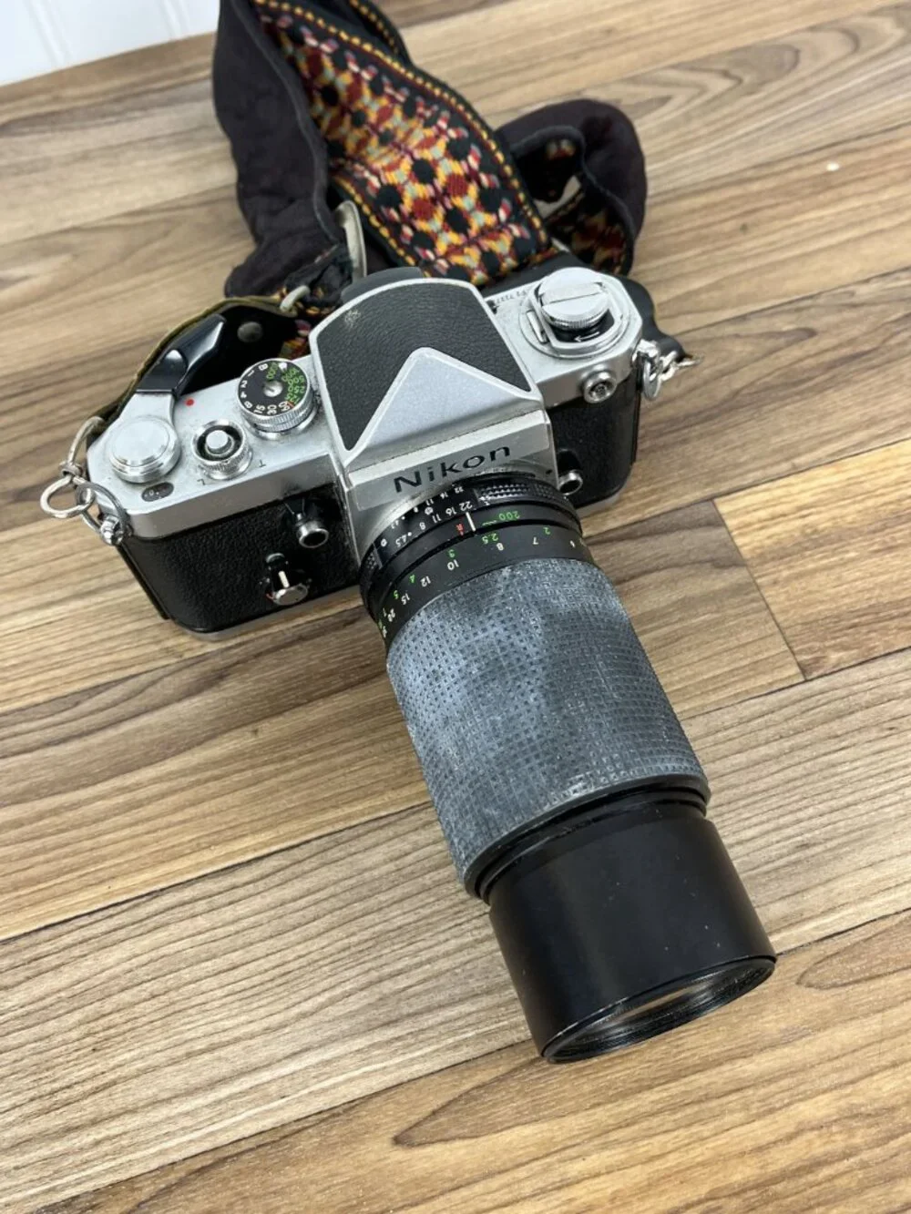 Nikon F 35mm Film SLR Camera Vintage Film Camera With Lens